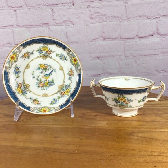 Vintage Minton Isis Blue Double Handled Footed Soup Bowl and Saucer Set - Picture 5 of 9